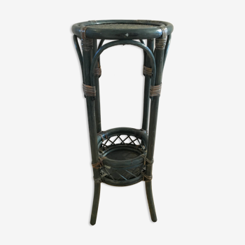 Rattan pedestal table