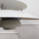 PH5 pendant light produced by Louis Poulsen and designed by Poul Henningsen