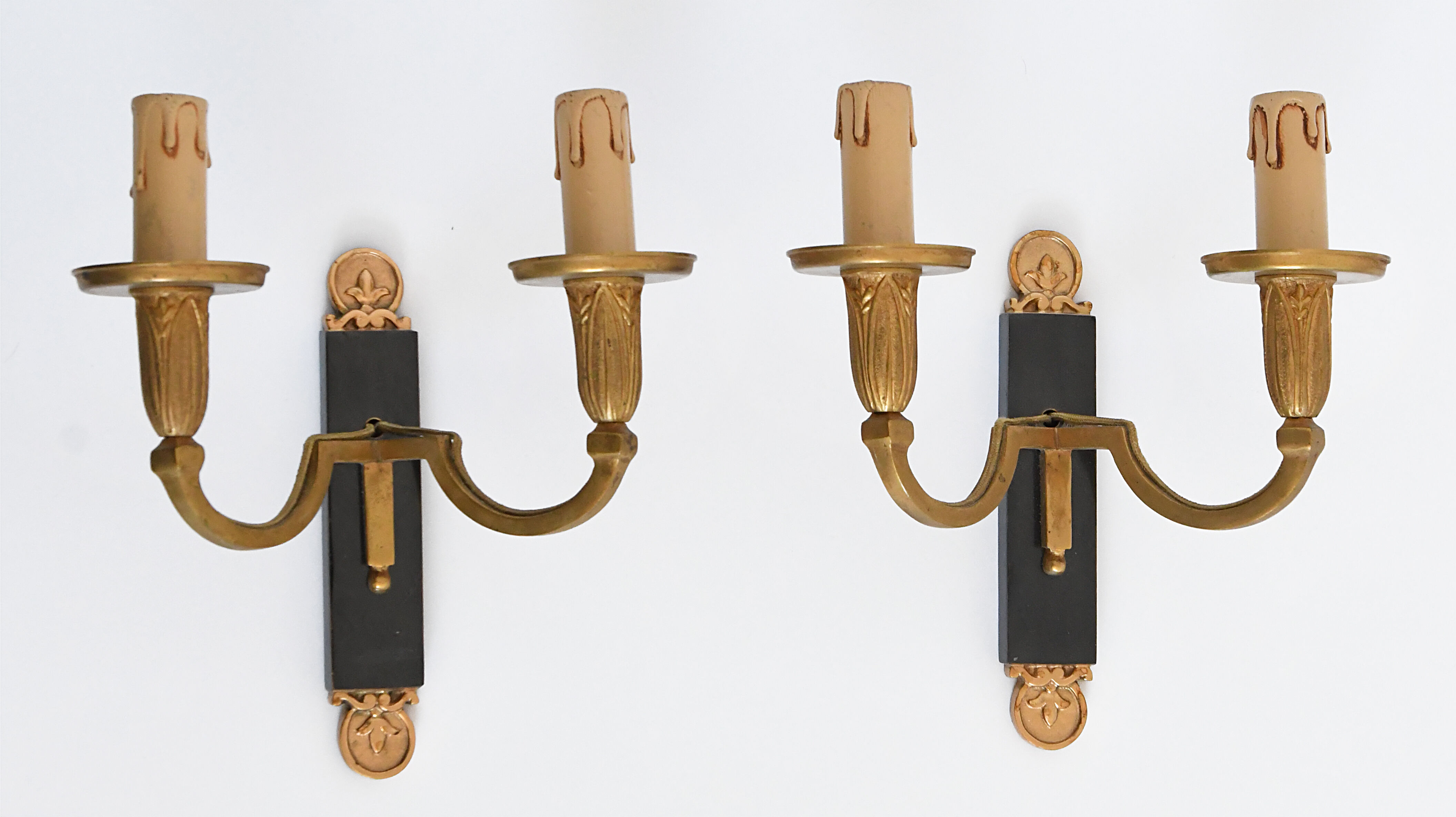 Paire d’appliques en bronze style Empire