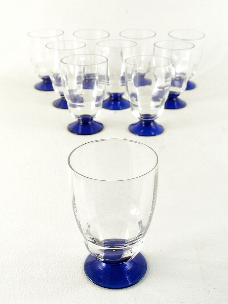 1930 glasses, blue feet