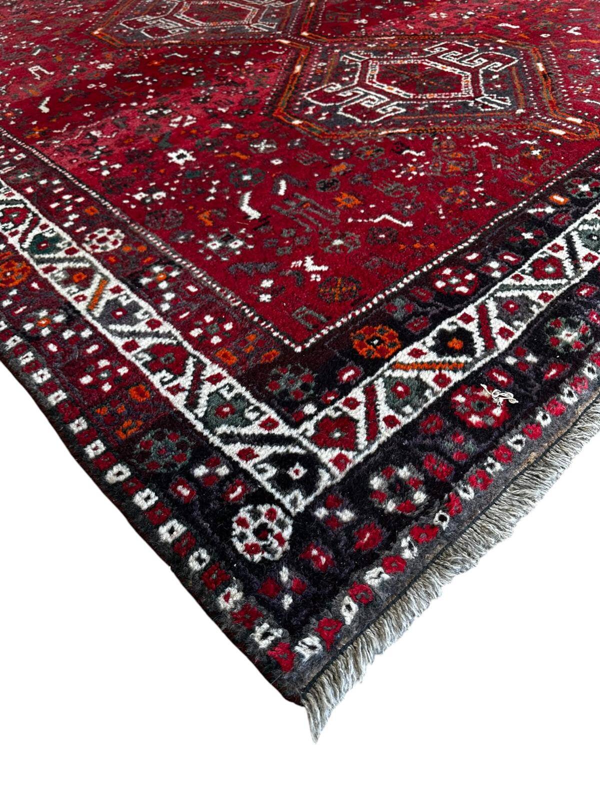 Handmade Persian Shiraz carpet 2m x 3m