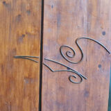 Curved metal patterned fir screen 1900