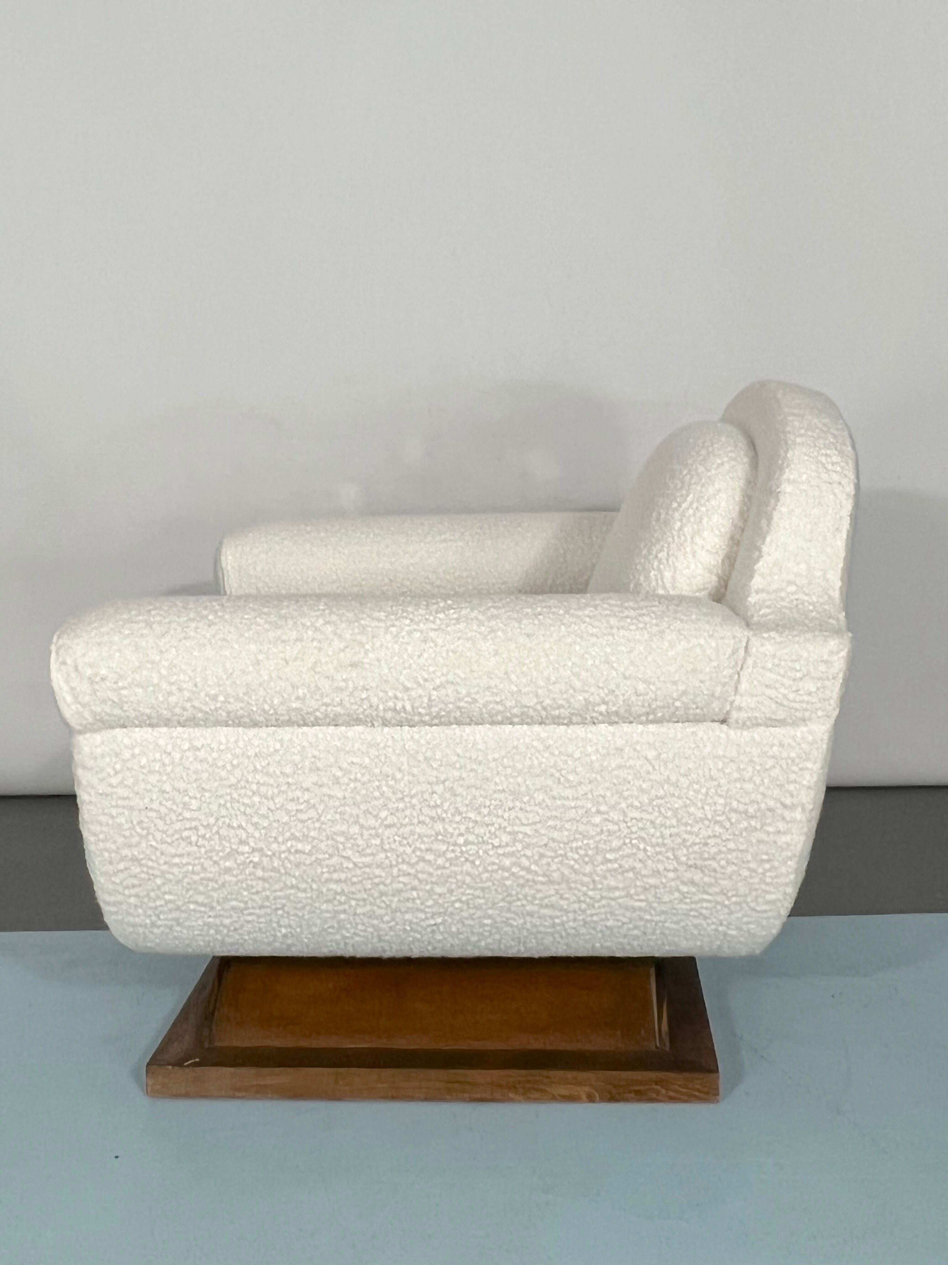 Mid-century White Art Deco sofa and armchair. Italy 1930s
