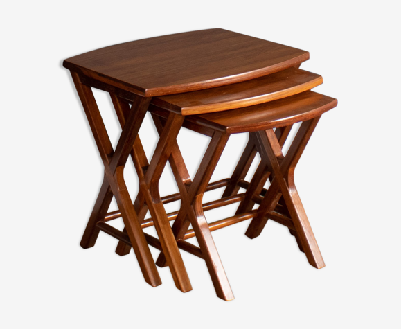 Retro 1960s trio of cherry wood coffee nesting tables by starbay