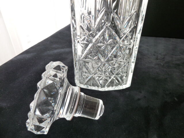 Arques crystal whisky decanter