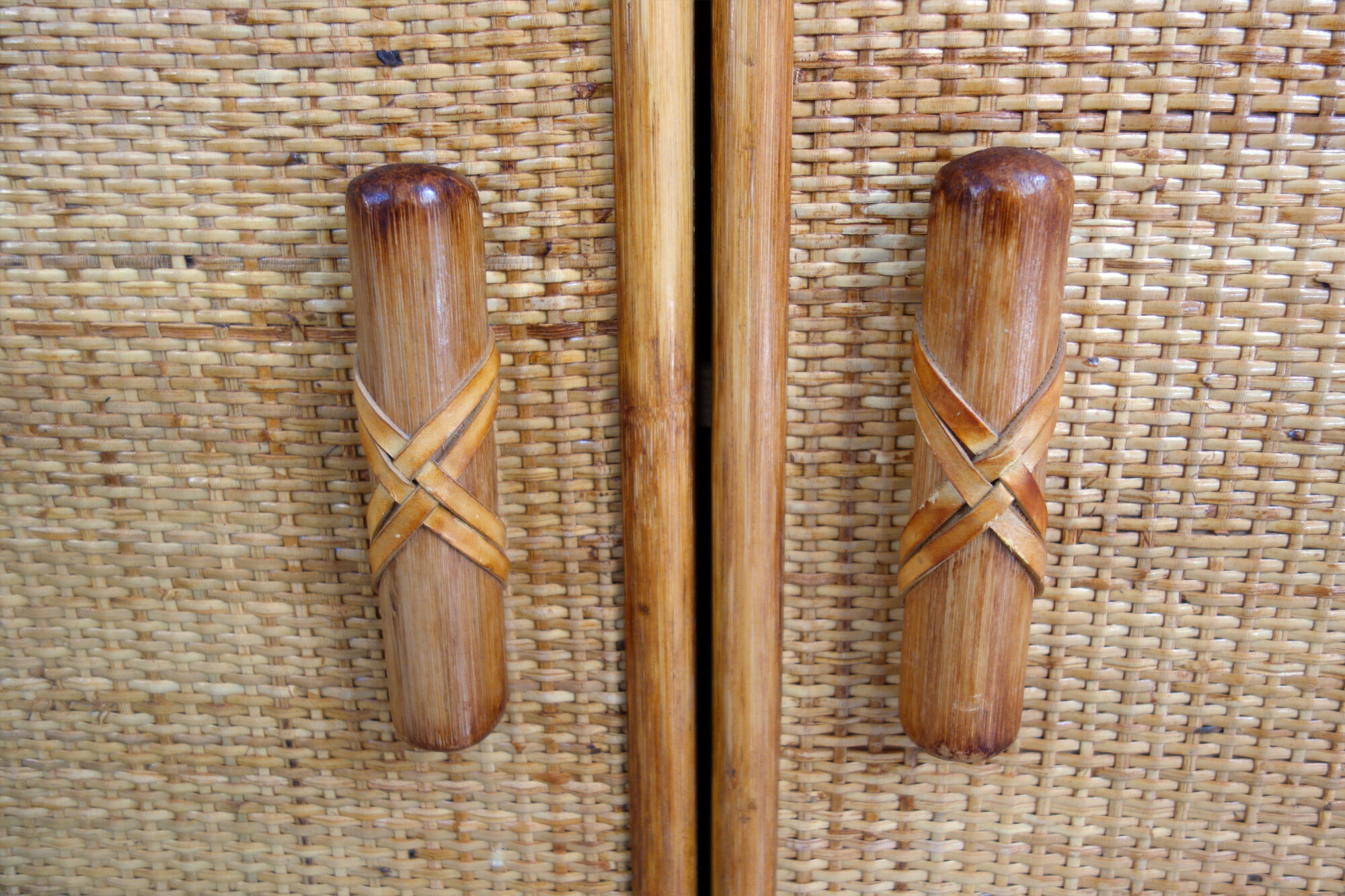 Buffet braided wicker and bamboo