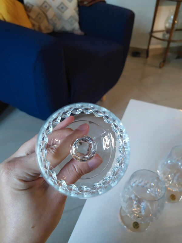 Verres à digestif en cristal taillé