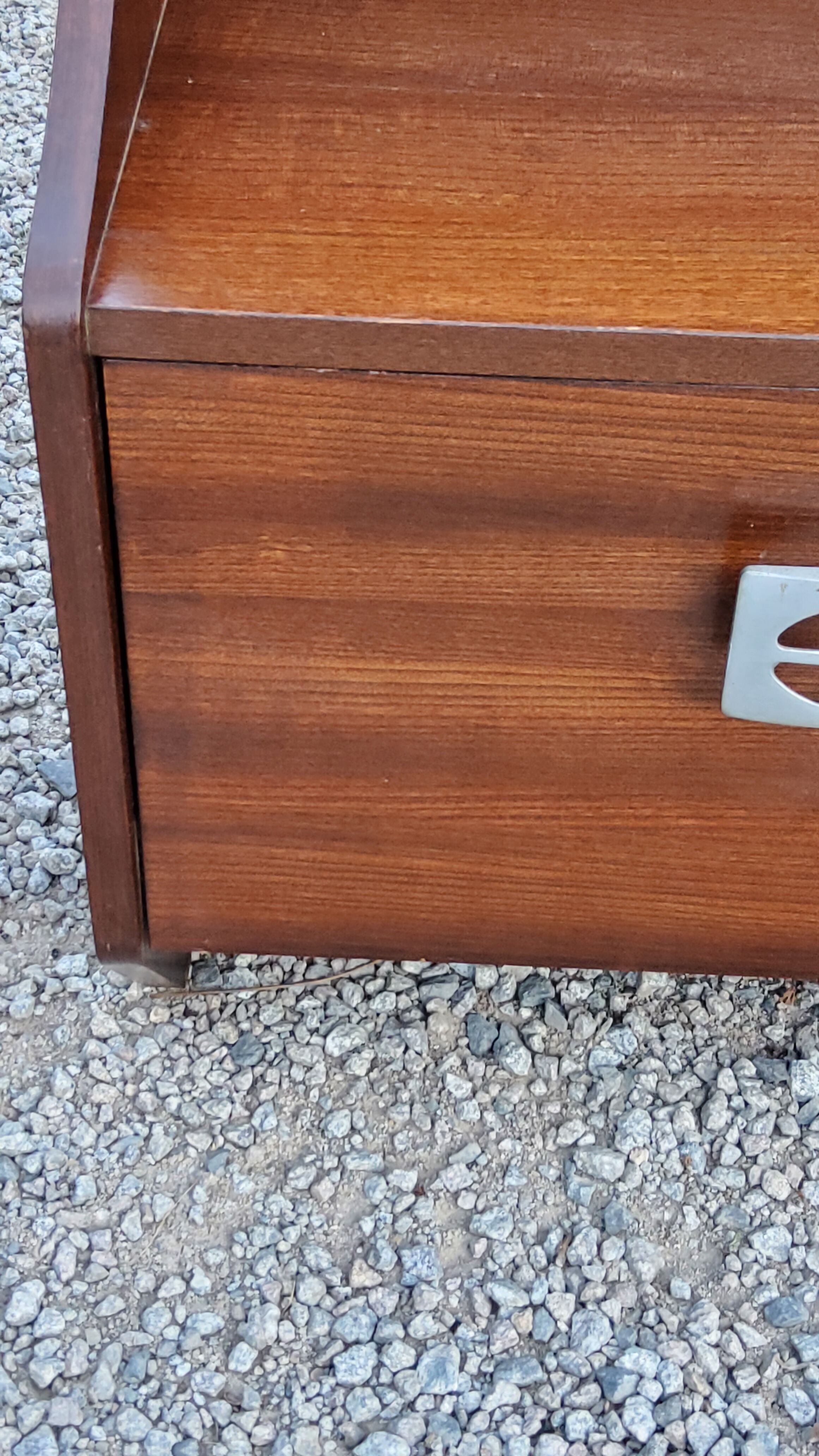 Pair of bedside tables from the 70s in rosewood stained oak veneer