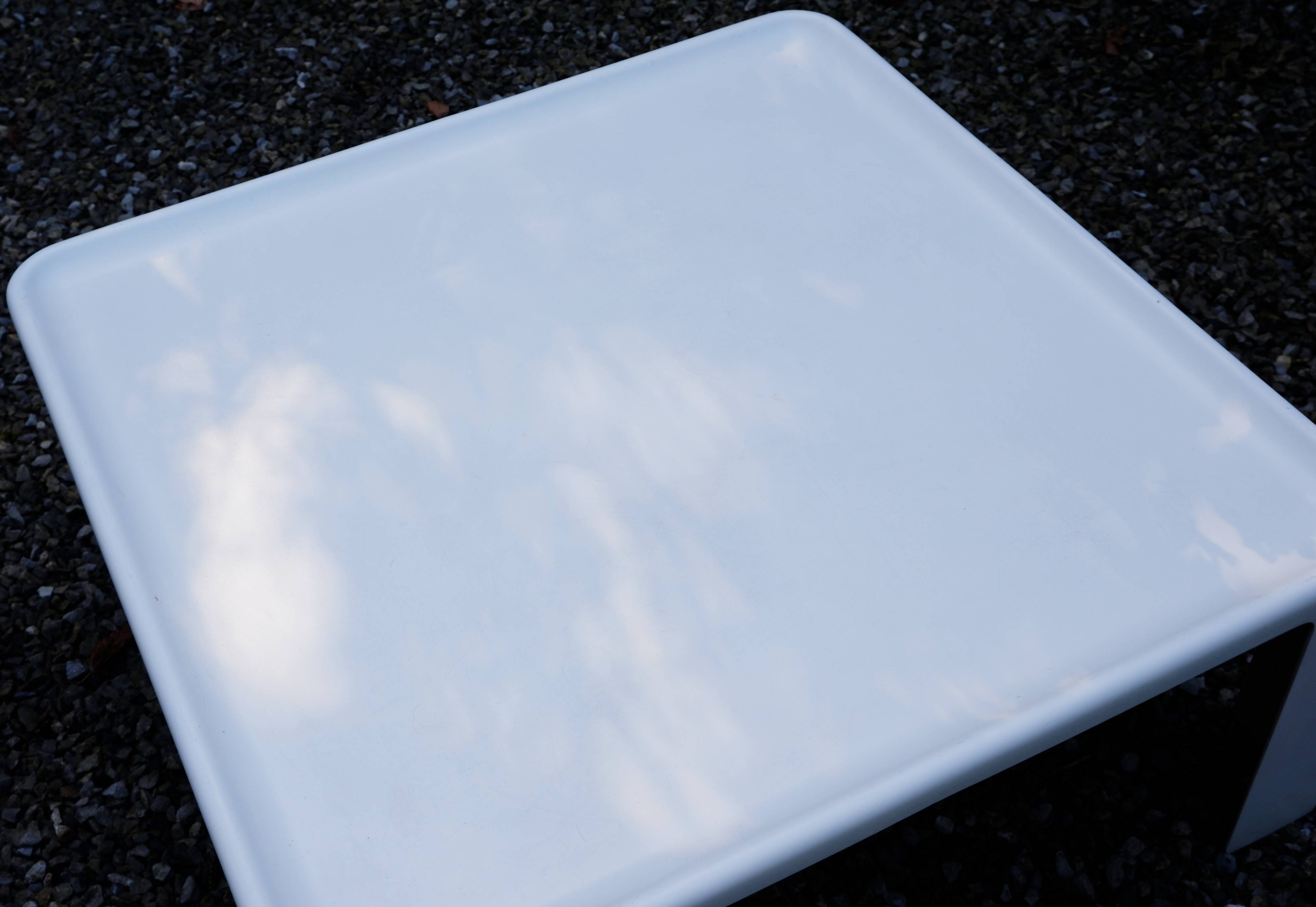 Large square coffee table "Amanta" by Mario Bellini