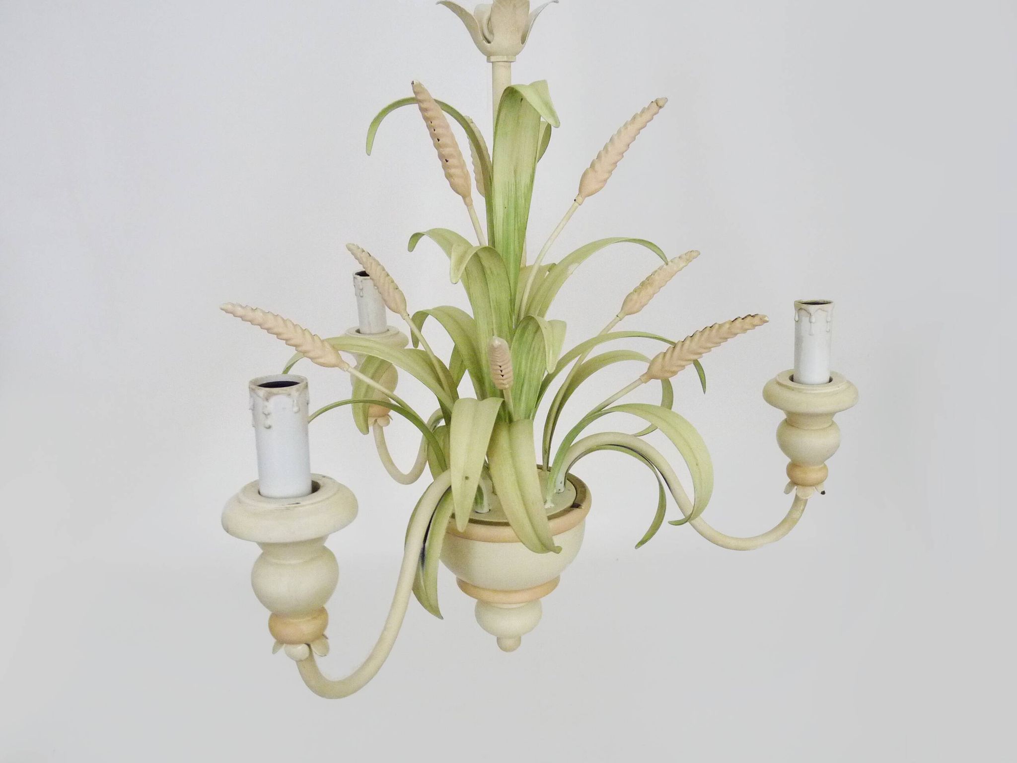 Masca vintage wheat stalk chandelier in off-white and pastel green metal.