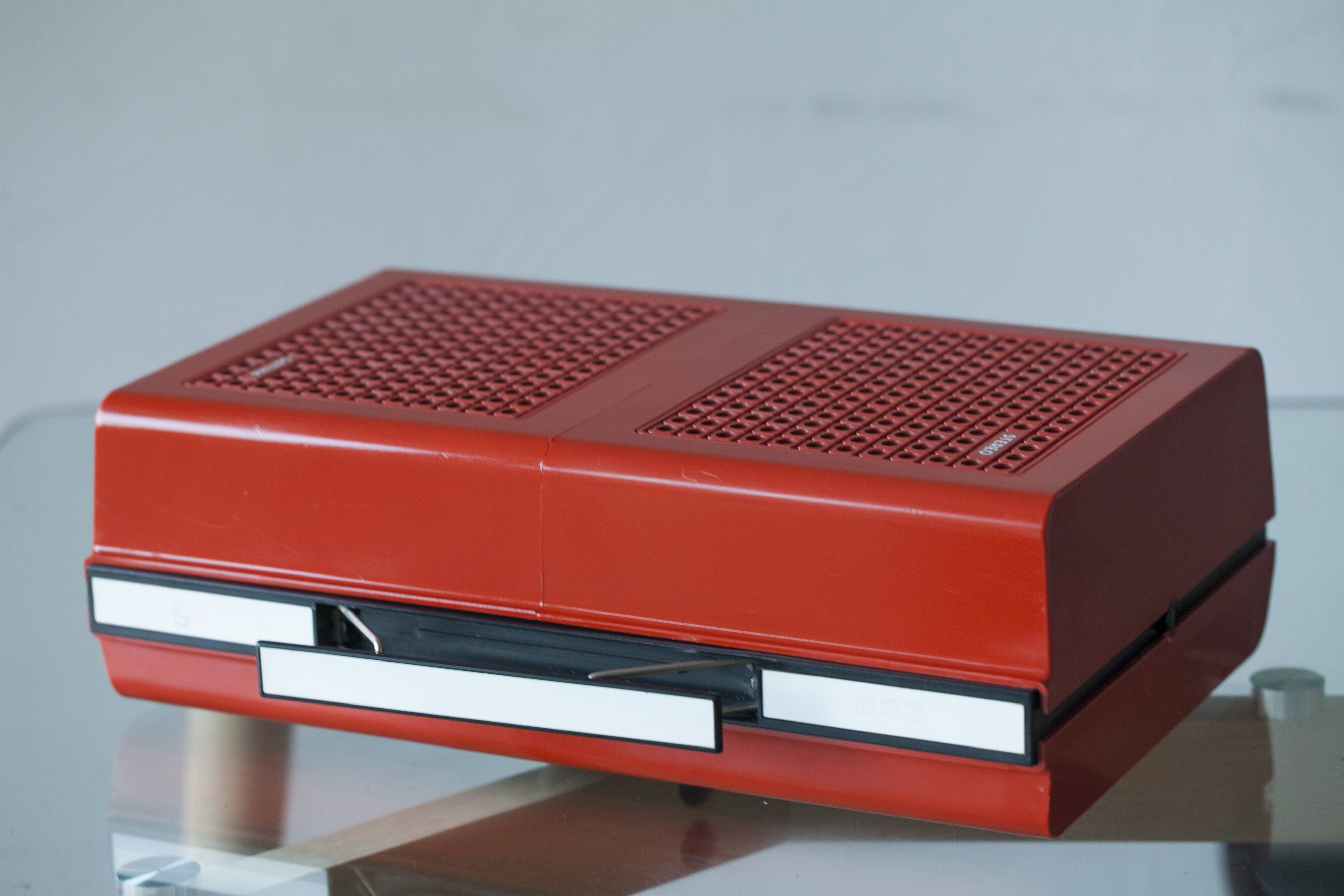Philips 623 red stereo turntable