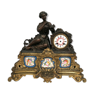 pendule en régule et