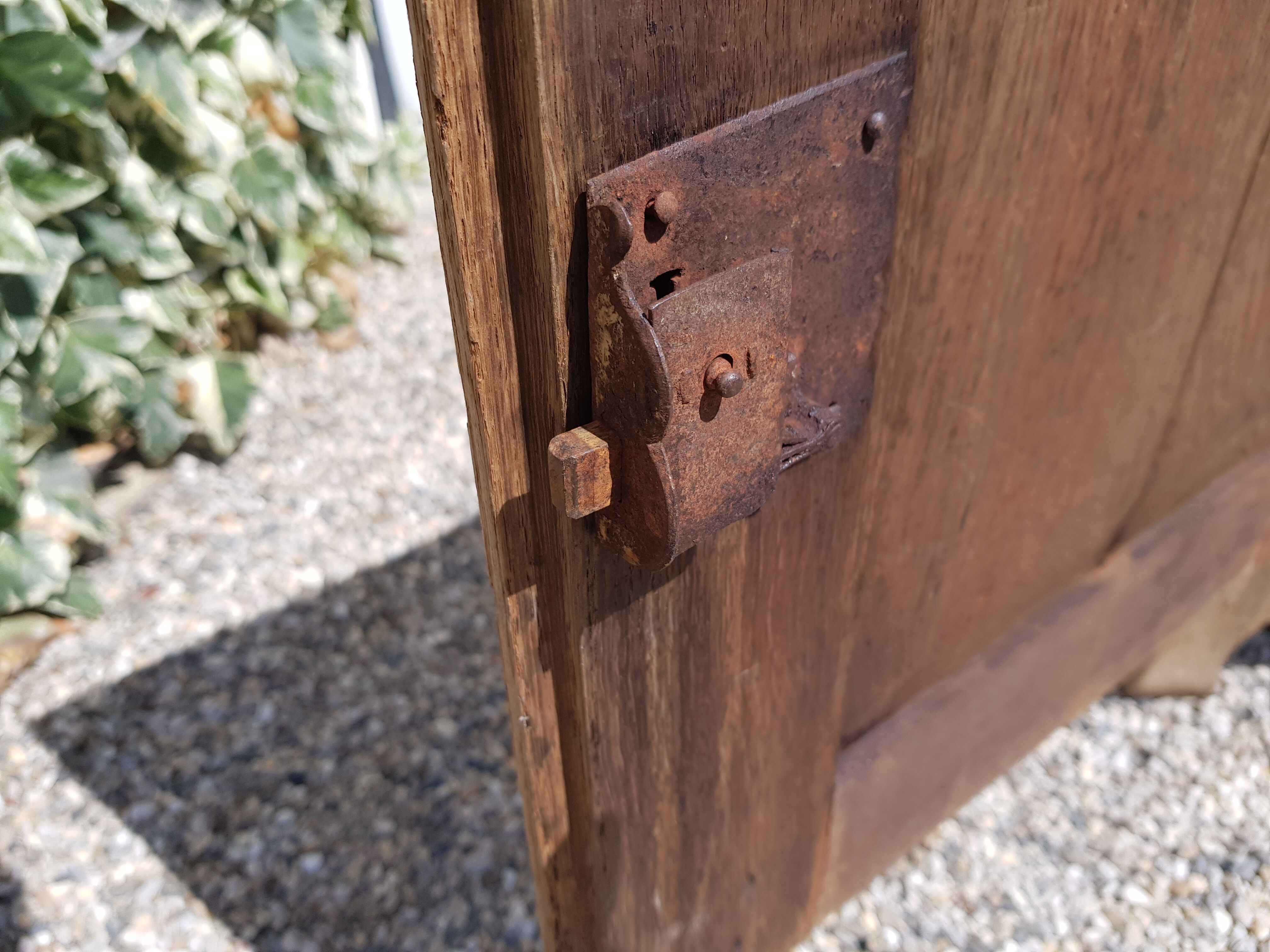 Buffet country in oak