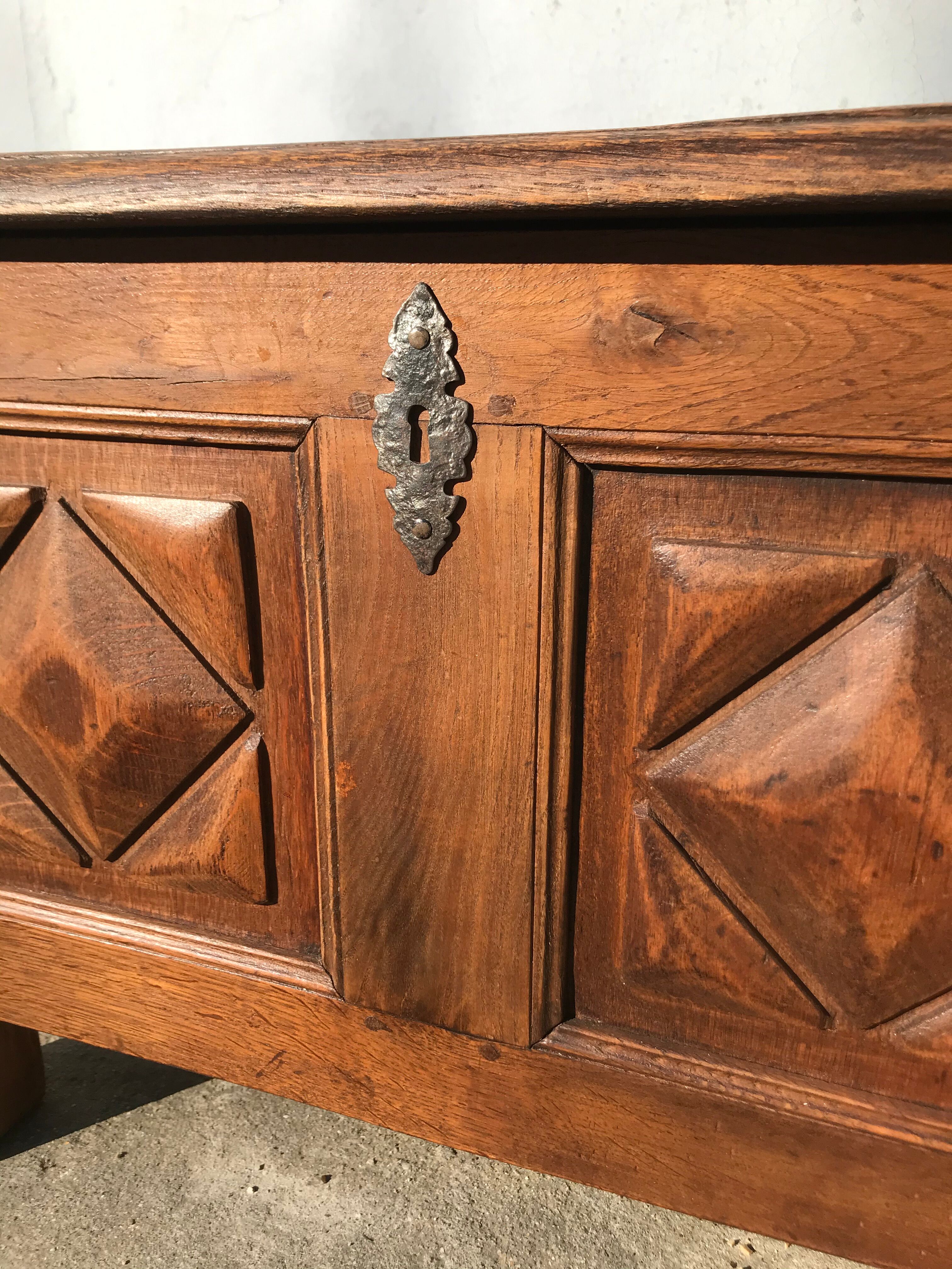 Wooden box, regional work