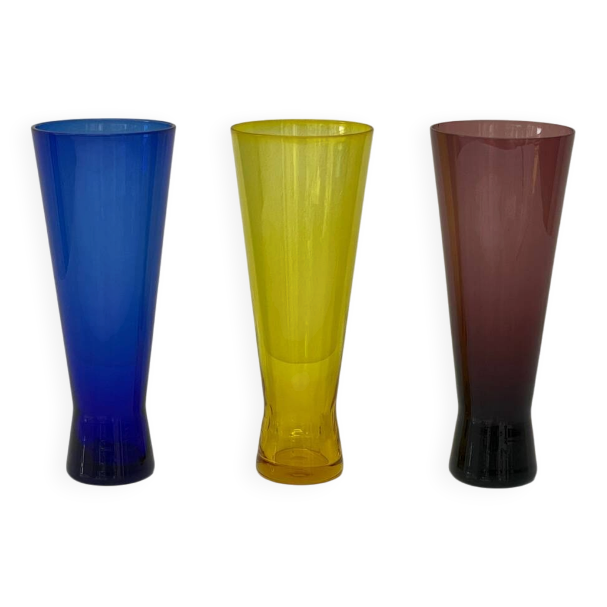 Set of three vintage coloured glasses from the 70s.