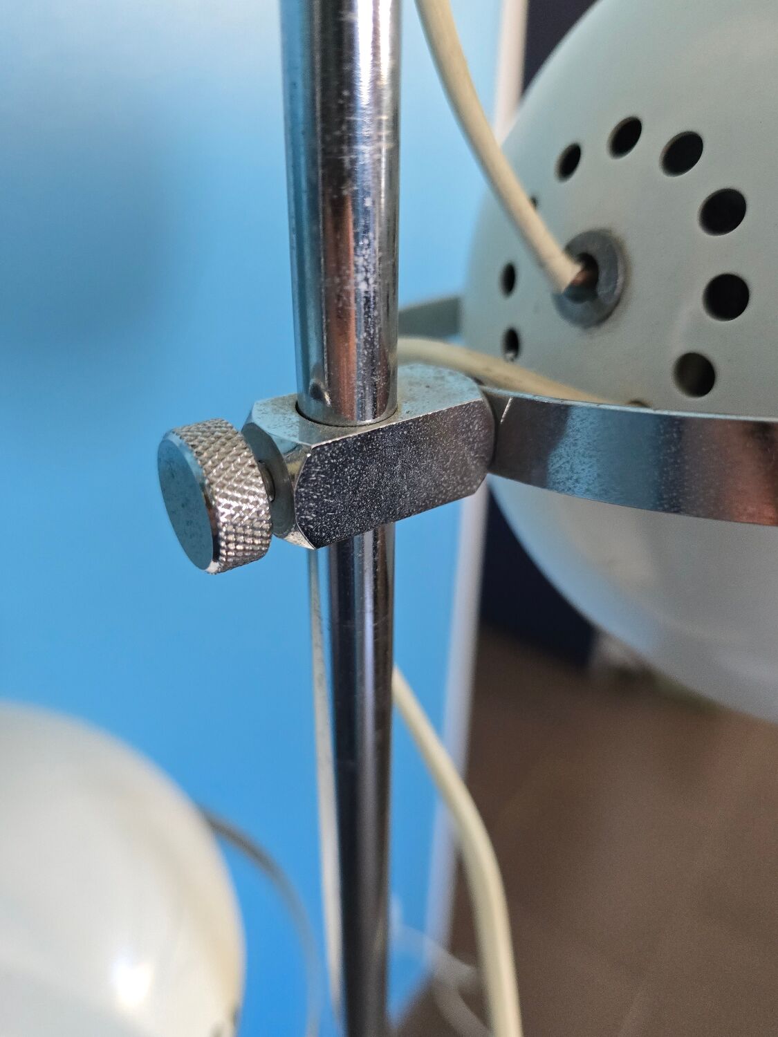 1970s eyeball floor lamp in the style of Gino Sarfatti