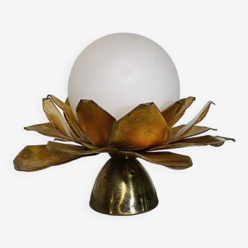 Opaline flower and brass wall lamp