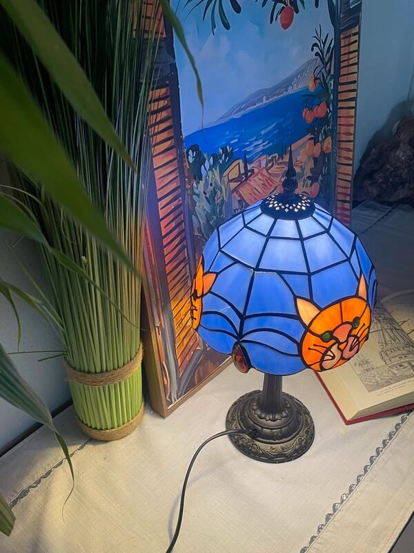Vintage style Tiffany lamp | lampshade with cat motif