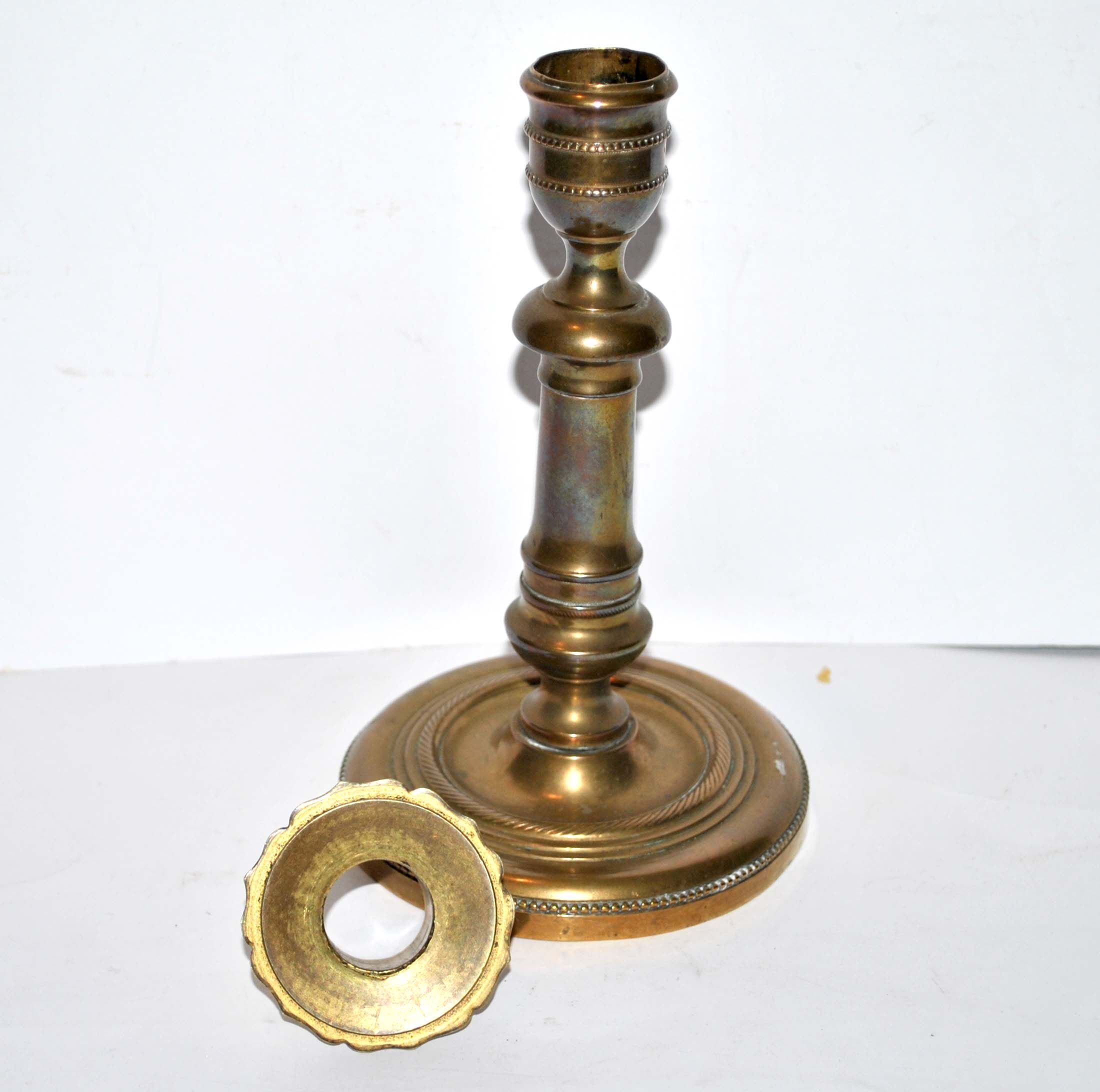 Old candlestick candleholder in gilded bronze, torch with pearl frieze 18cm