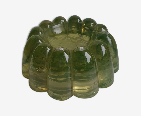Bougeoir ancien en verre teinté kaki