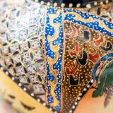 Vase en céramique chinoise peint à la main des années 1960