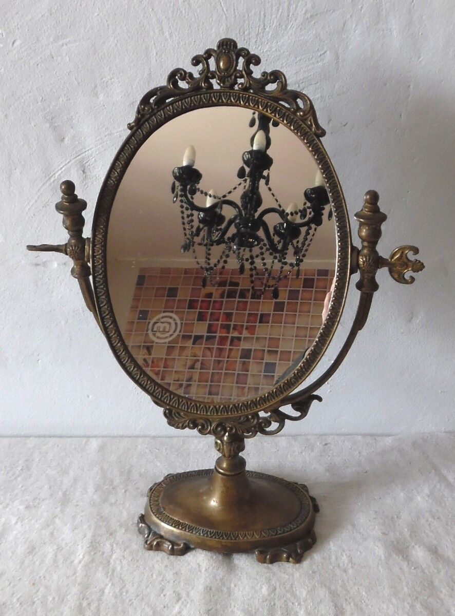 Psyche on foot brass mirror 28x39cm