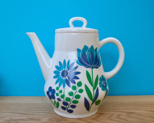 Berry porcelain Splendid coffee set
