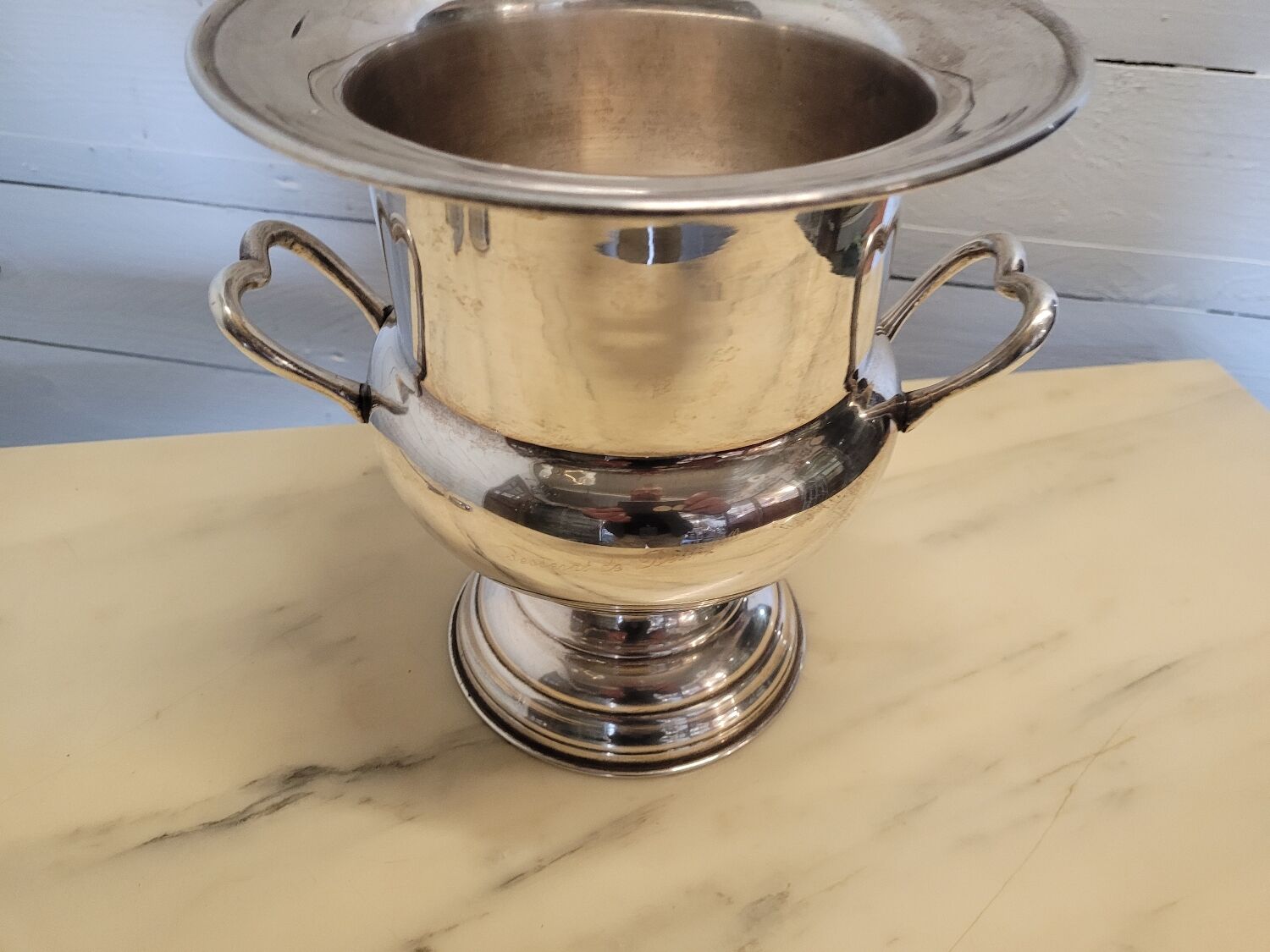 Seau à Champagne Sur Pied En Métal Argenté - Avec Anses, 24 Cm De Haut, Design Vintage