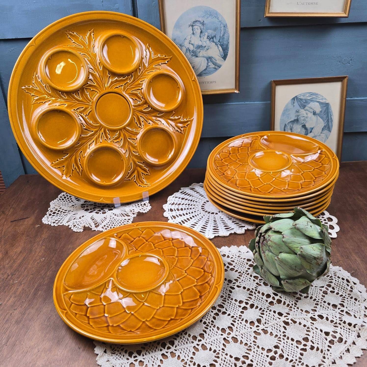 Artichoke service Salins France – 8 plates and serving dish barboti