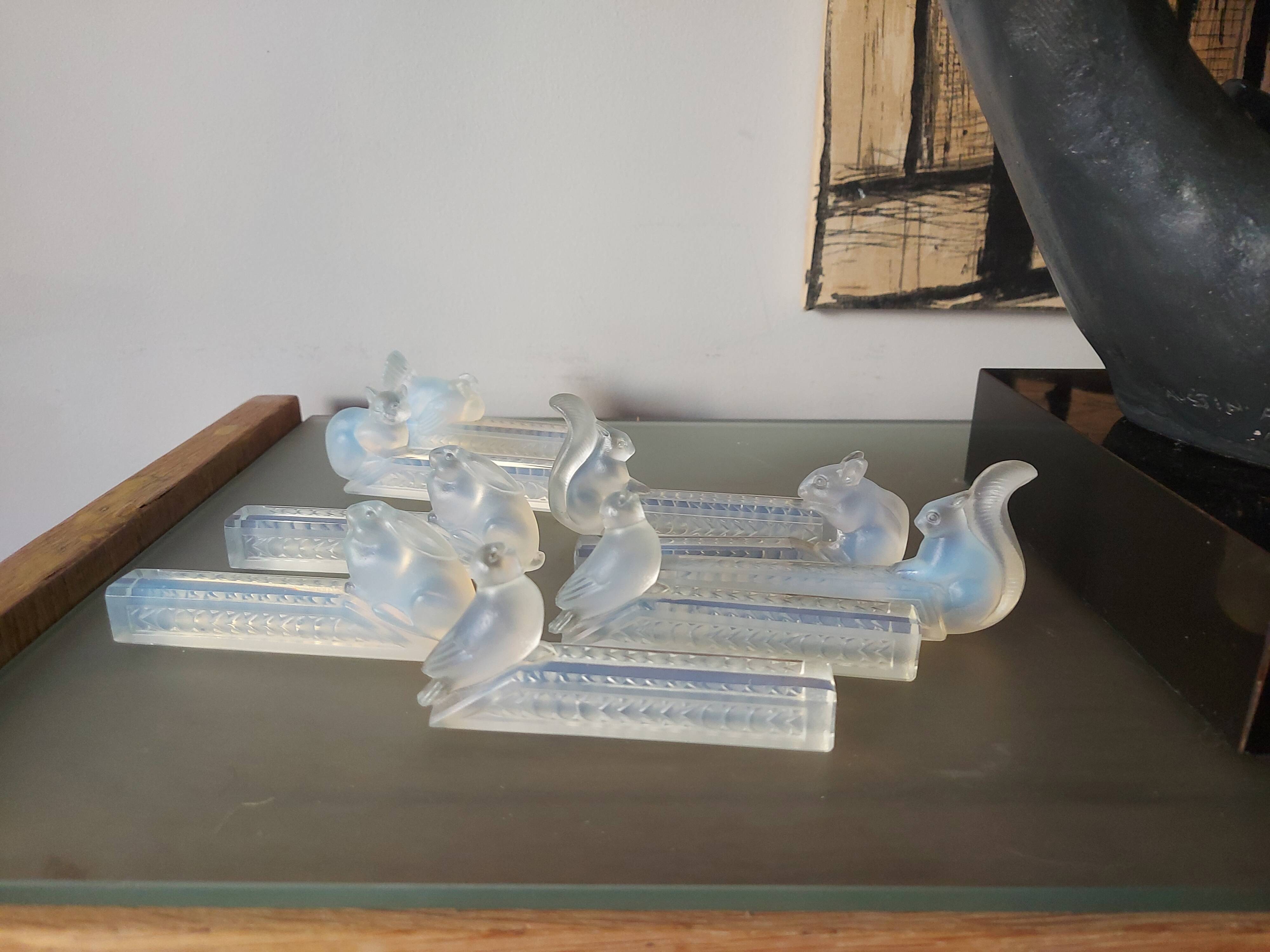9 doors art deco knives in opalescent glass, bestiary.