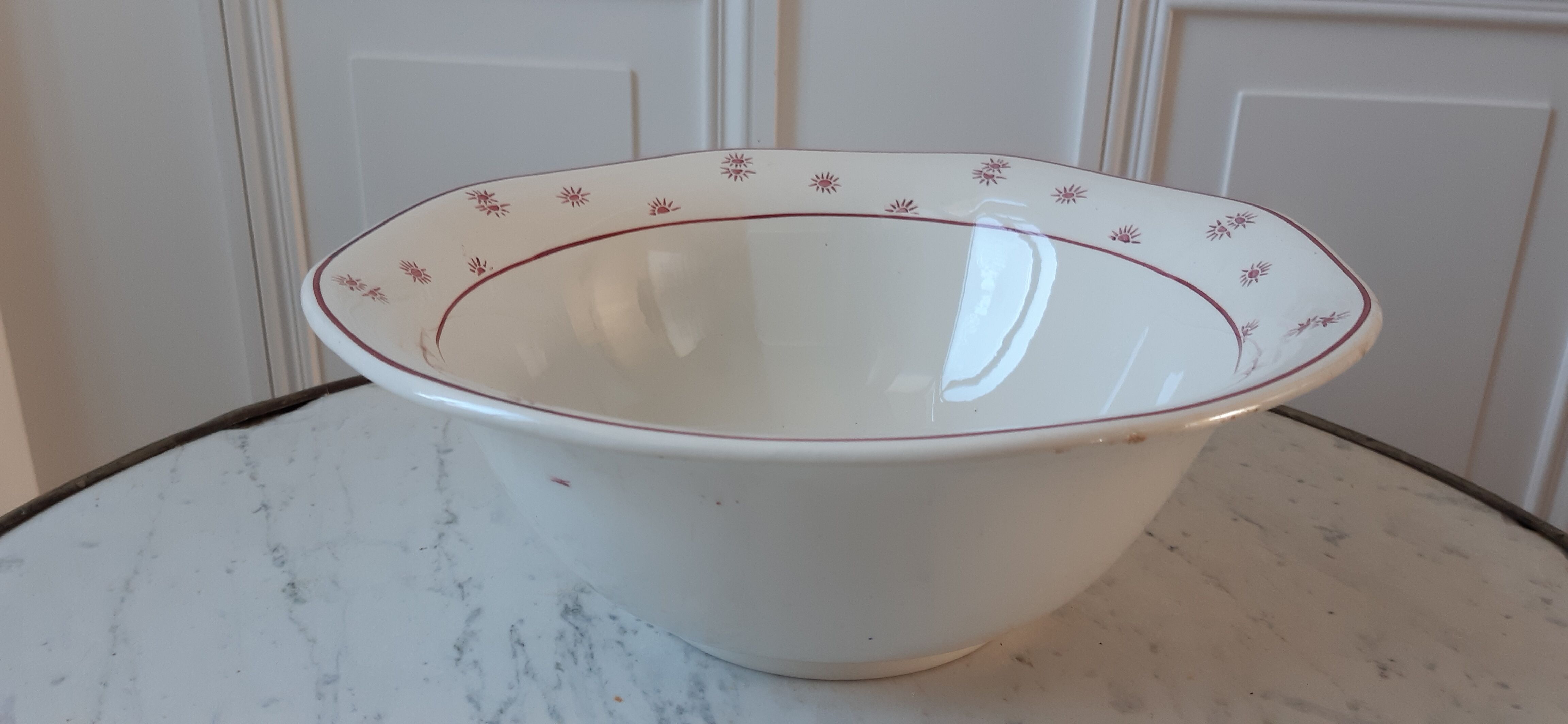 Salad bowl Digoin Sarreguemines model "Andrée" years 30-40