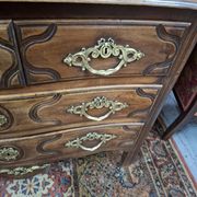 Eighteenth-century walnut commode