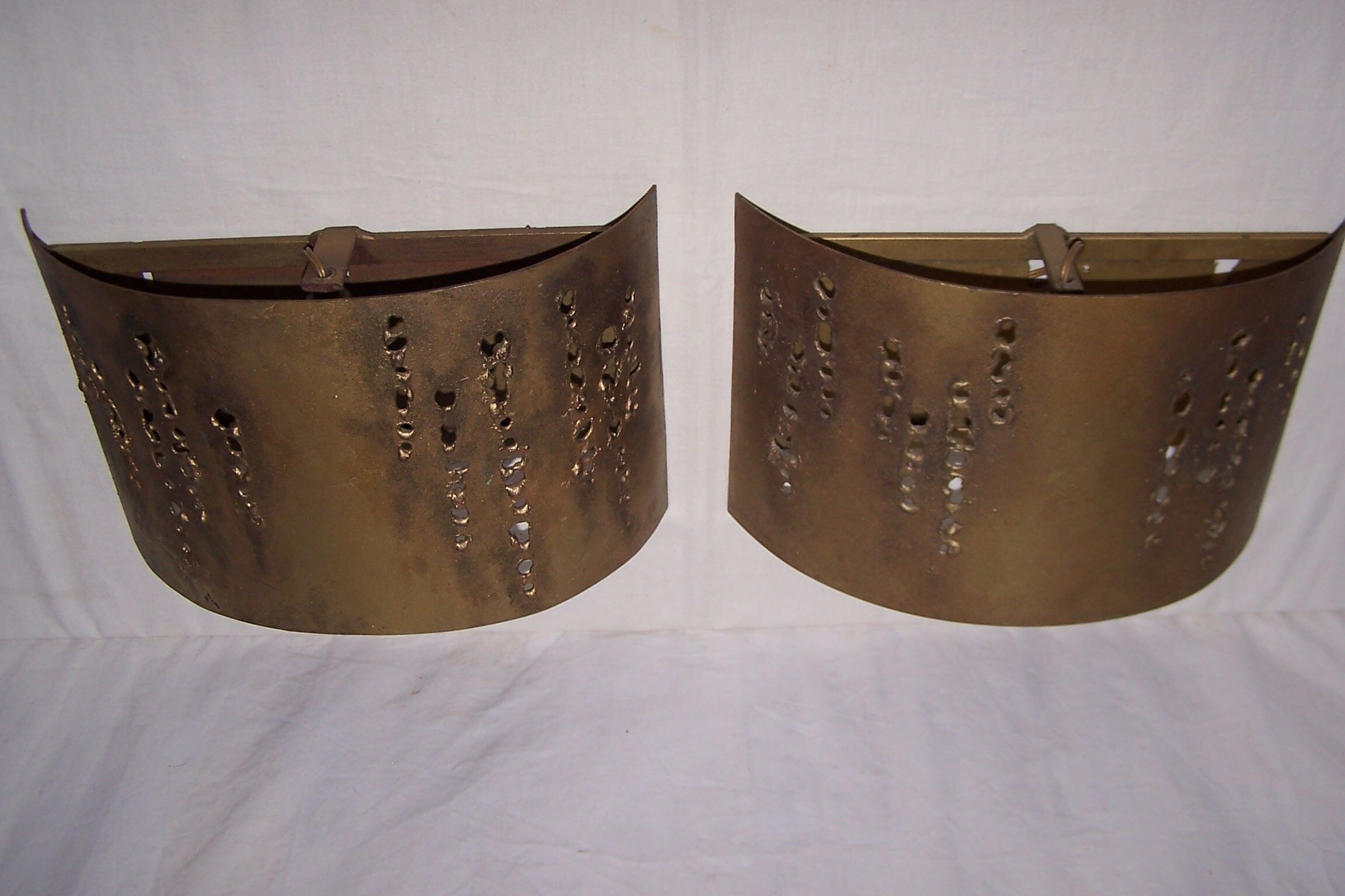 Pair of brutalist appliques - 60s/70s