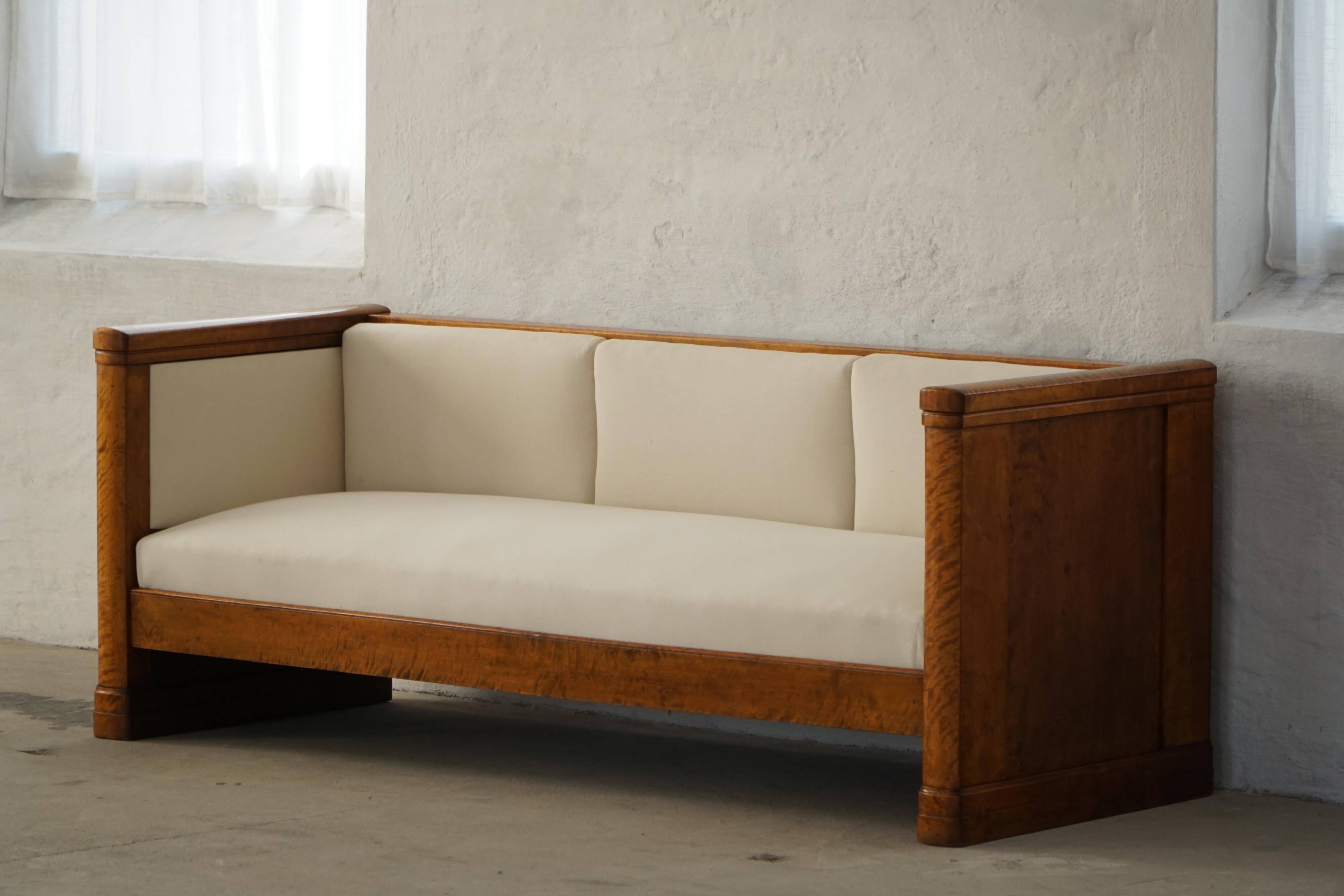 Self-supporting canapé "Karl Johan" from the early 20th century, modern Swedish style.