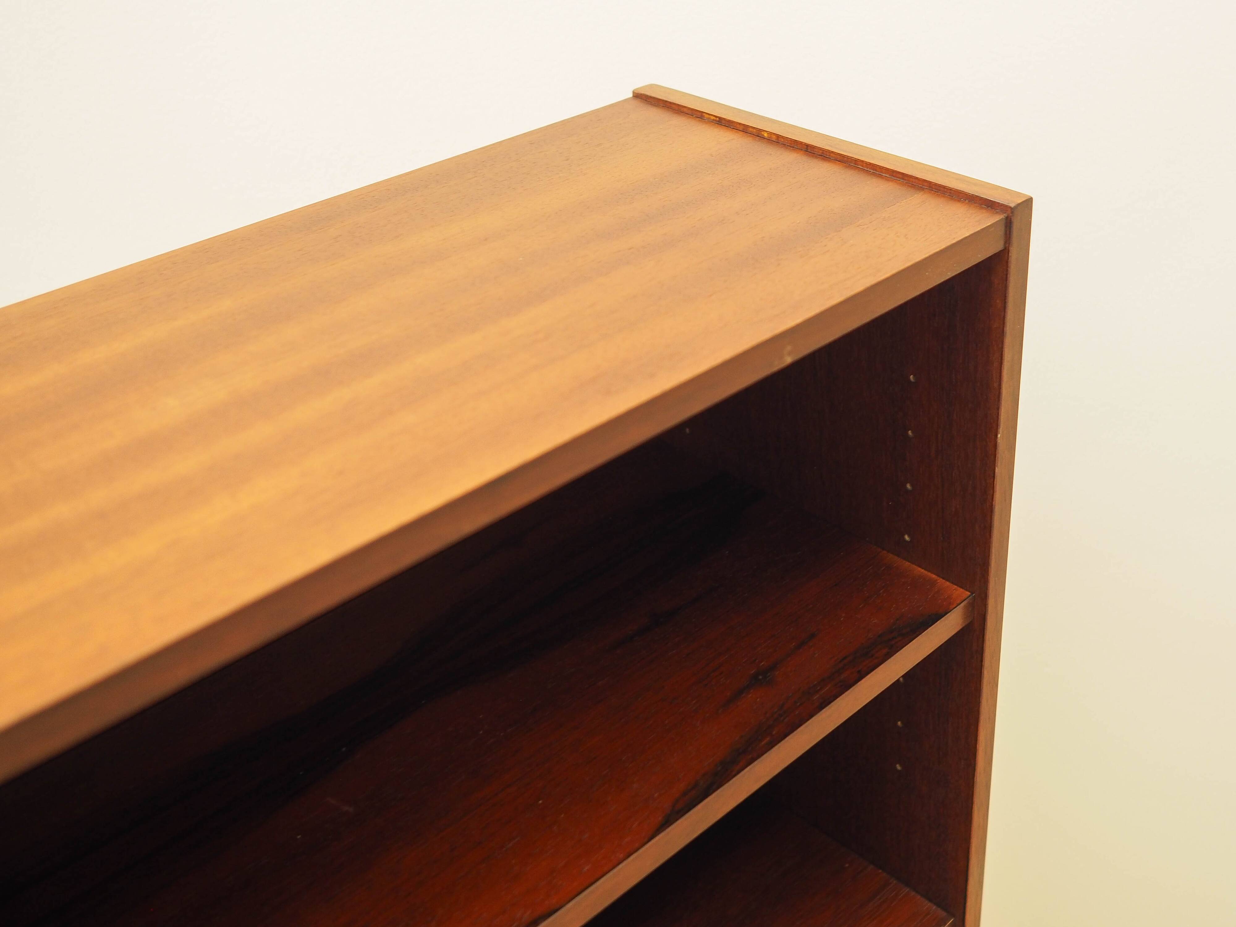 Rosewood bookcase, Danish design, 1970s, manufactured by Farsø Møbelfabrik