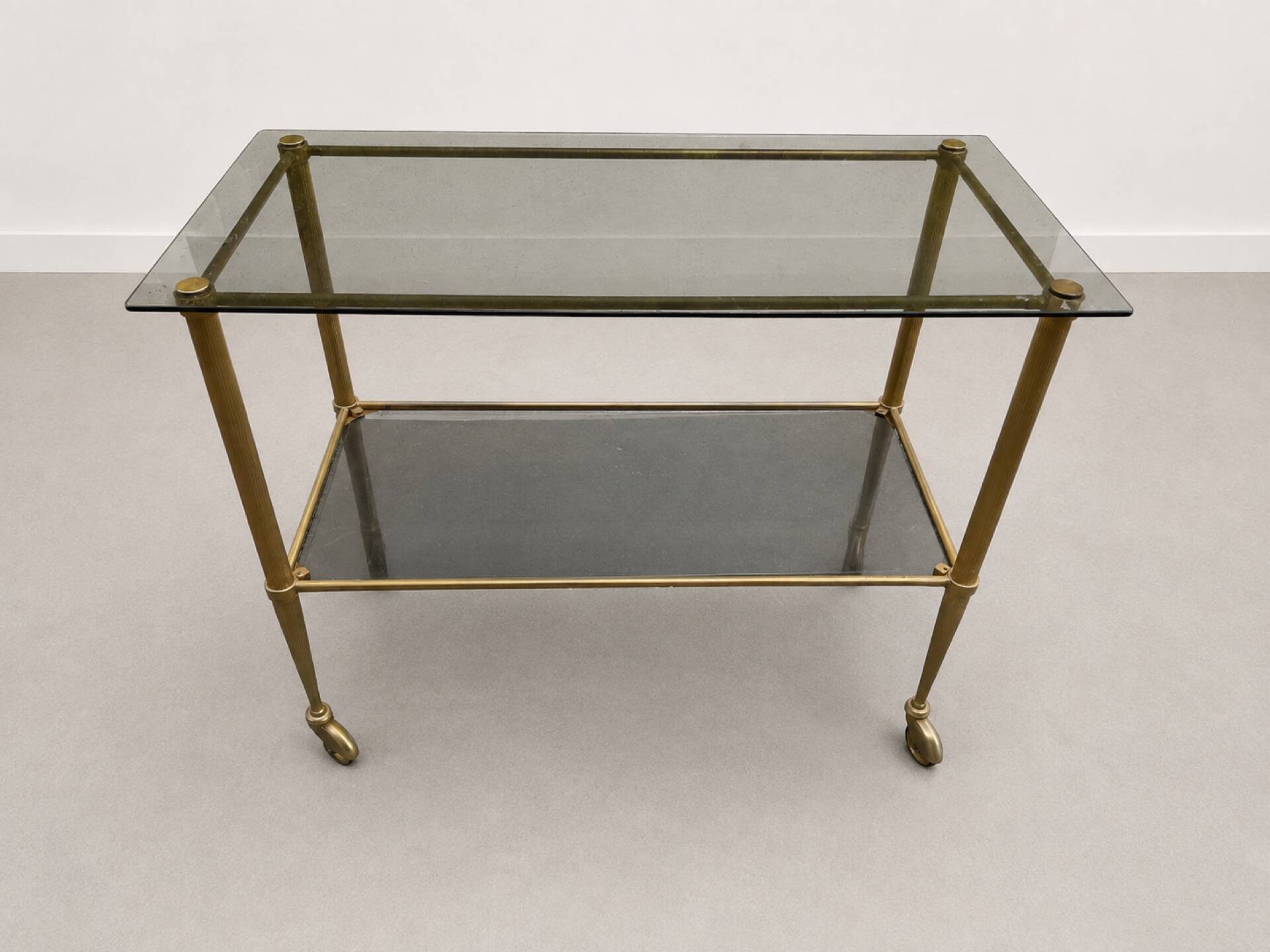 Vintage dessert table in brass and glass – 60s/70s style