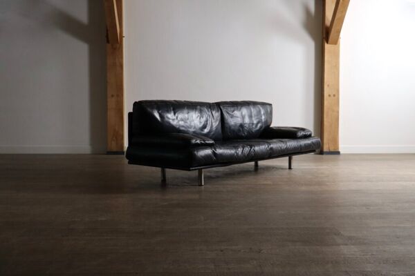 Canapé trois places Milano 210 par De Pas, D’Urbino et Lomazzi pour Zanotta, Italie, années 1980.