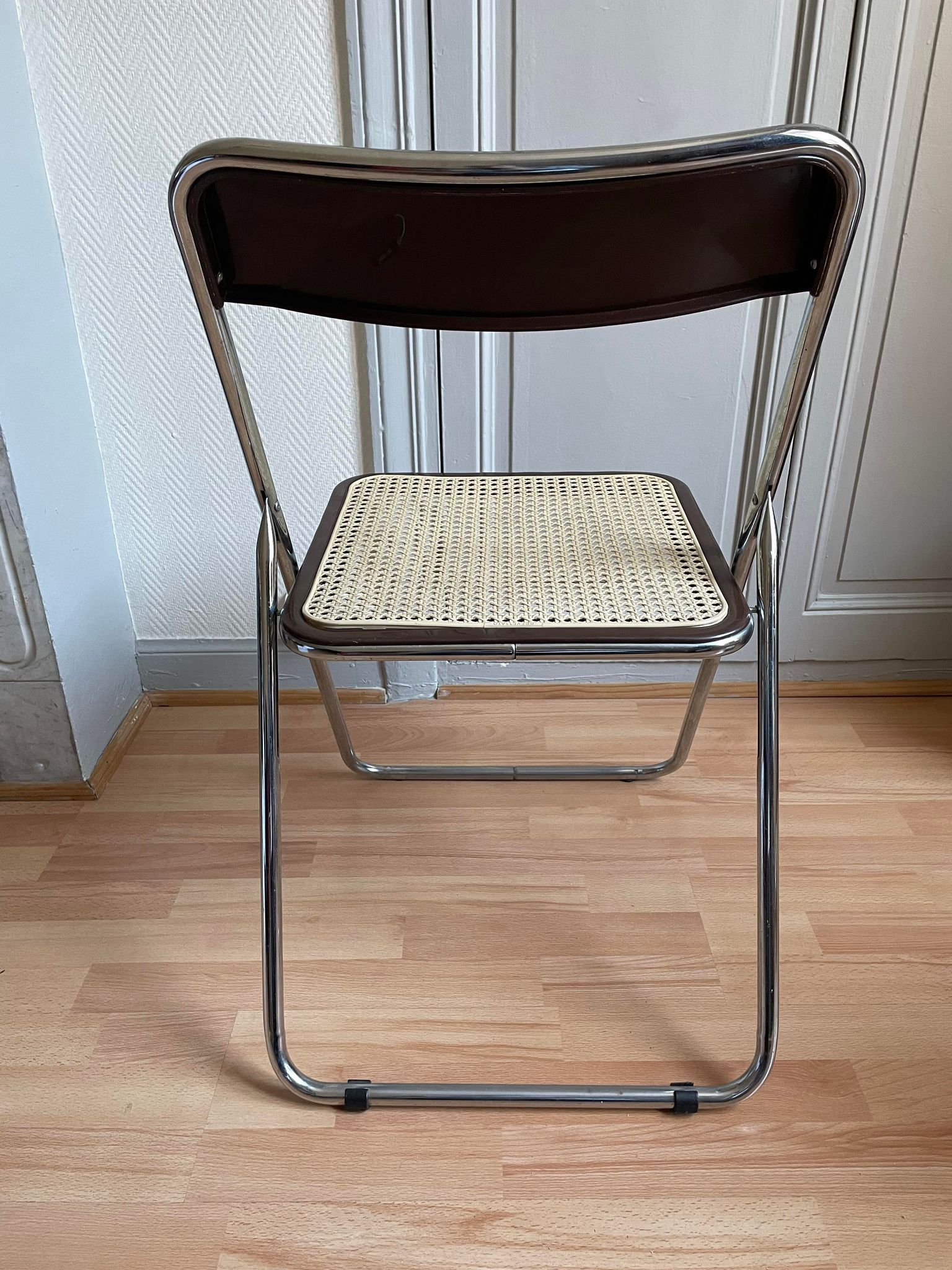 Canning folding chair