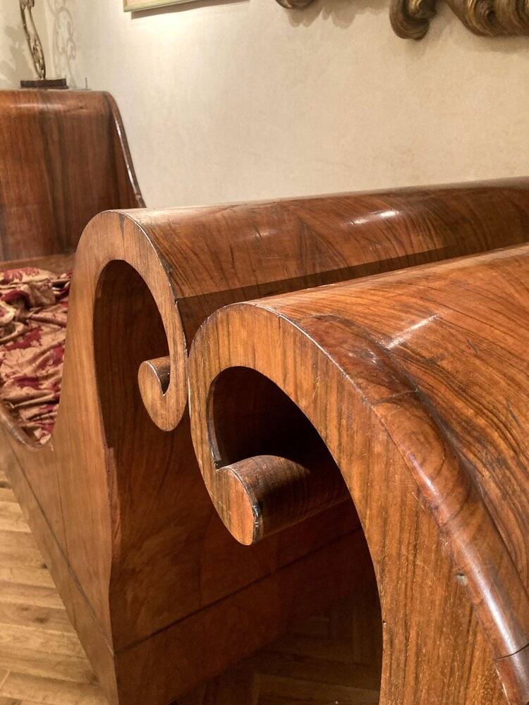 Set of 19th Century Italian Empire Flamed Walnut Sleigh Beds or Daybeds