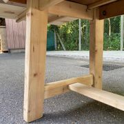 Grande table de ferme monastère décapée en bois brut extensible 200 à 300cm