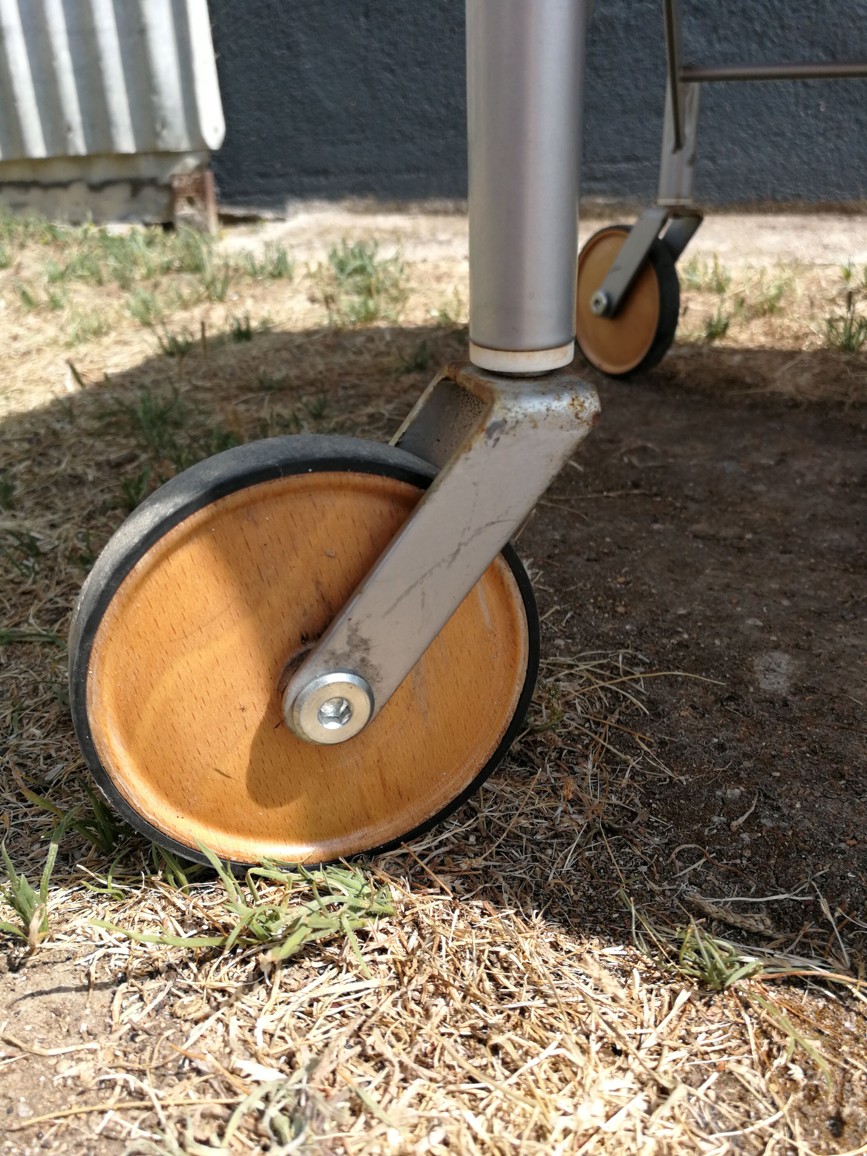 90's rolling coffee table