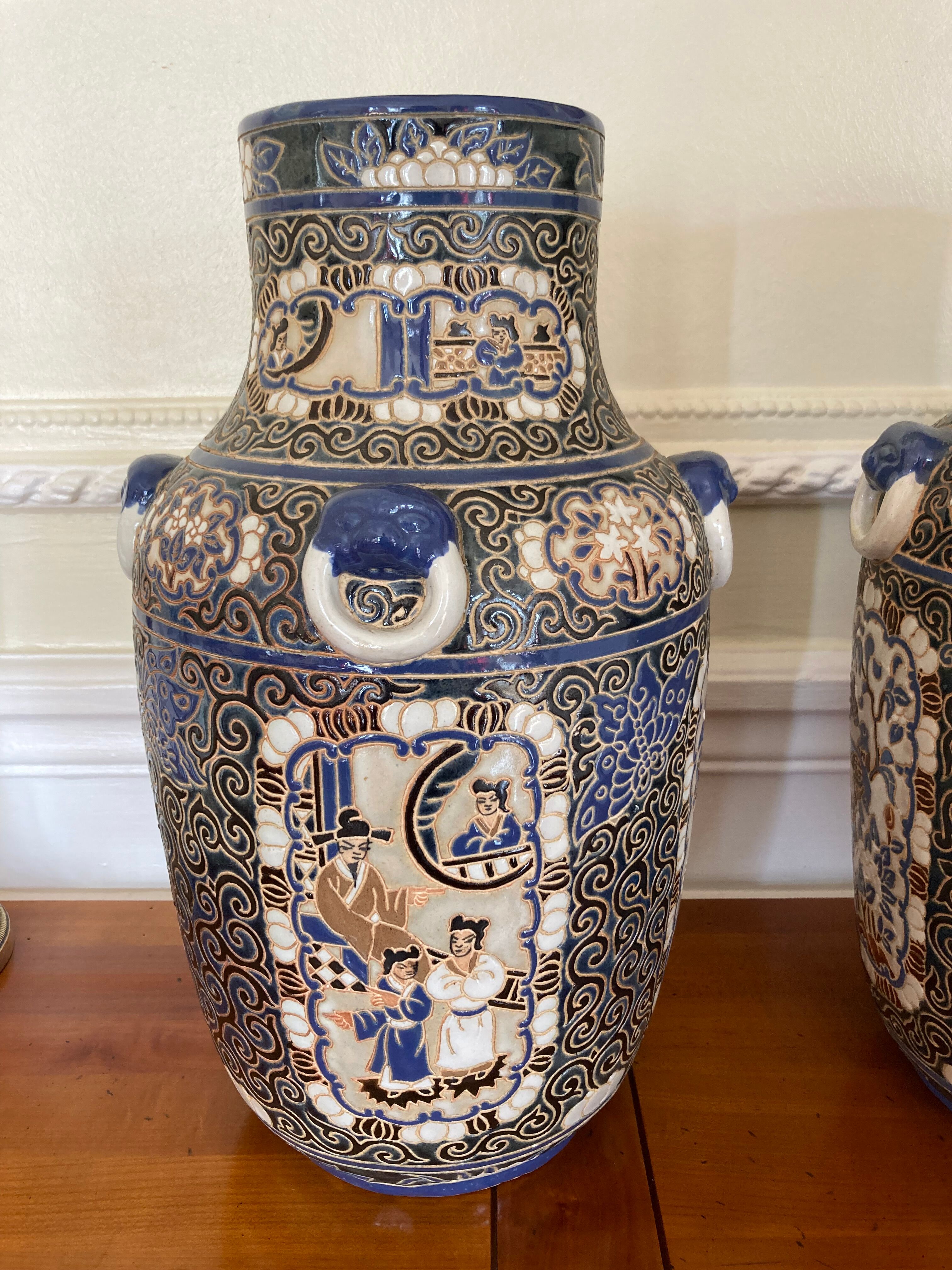 Pair of  chinese vases