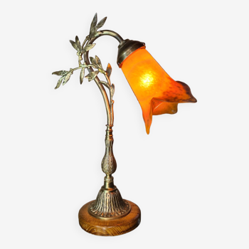 Lampe bronze sur socle chene blond art nouveau avec tulipe ,45x30