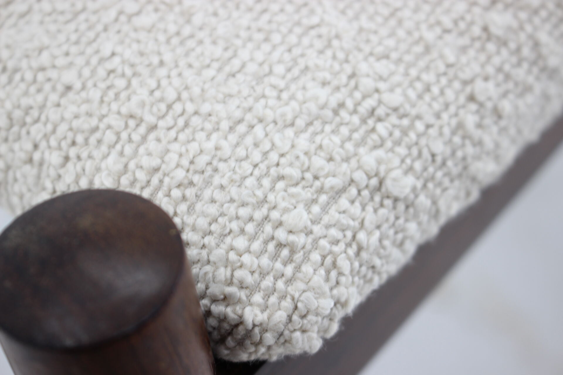 Tabouret danois des années 1960 à Bouclé