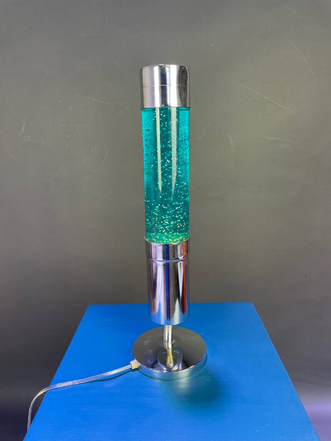 Crestworth Cosmos Glitter Lamp