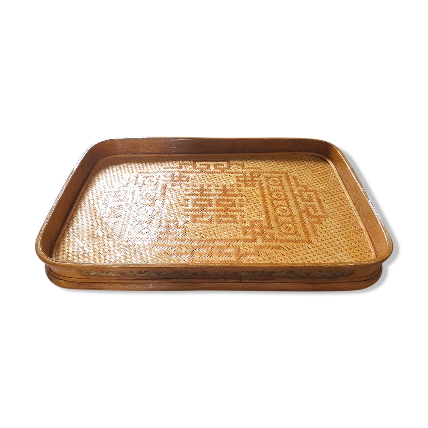 Old wood top, golden and wicker flower work