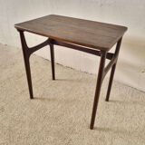 Table d'appoint scandinave foncée