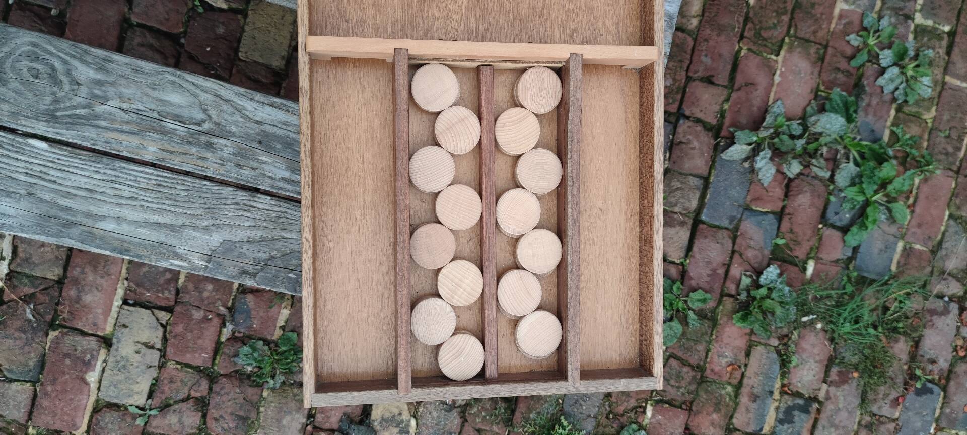 Sjoelbak heemskerk – dutch paving game