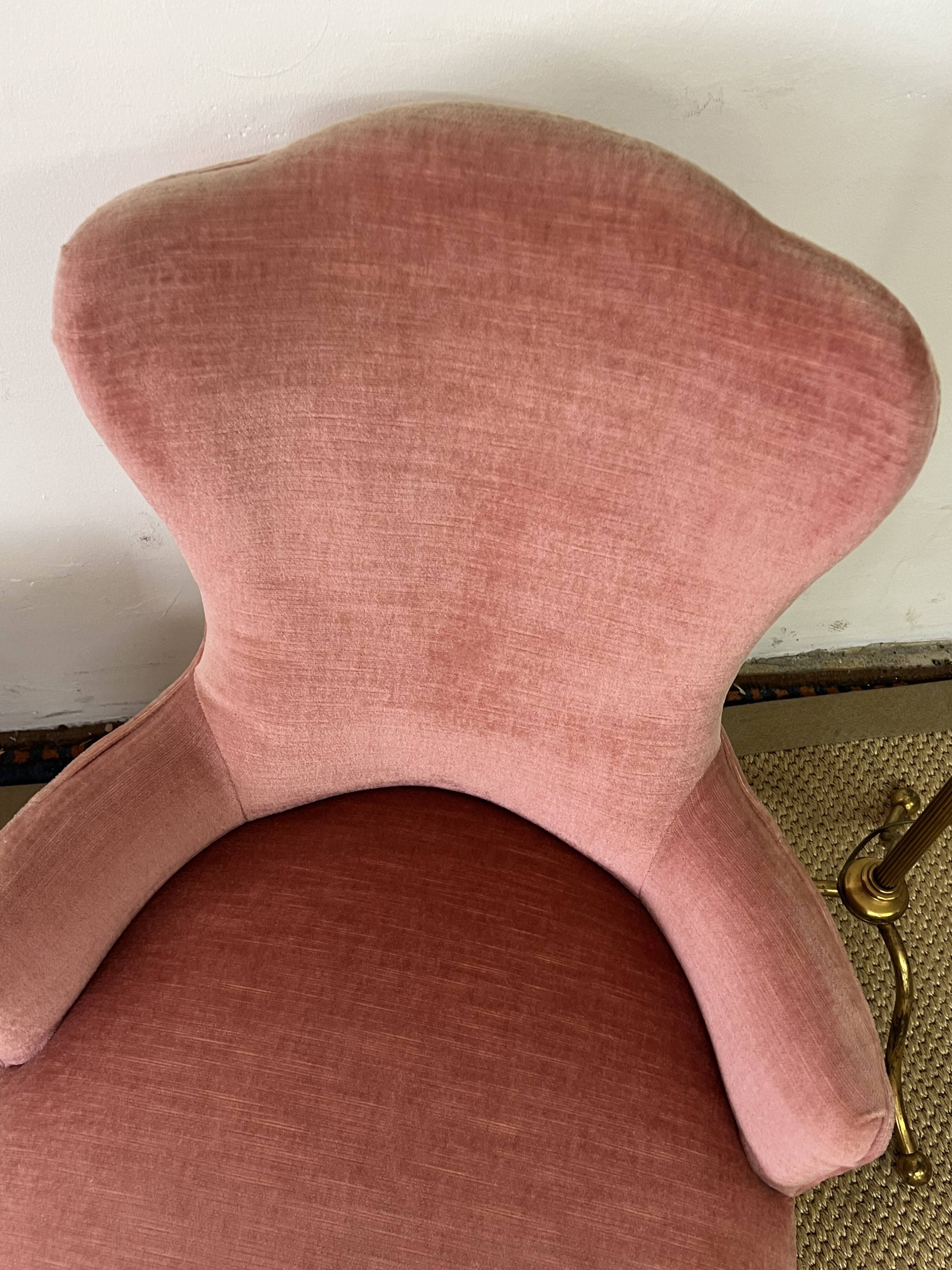 Paire de fauteuils crapaud rose poudré