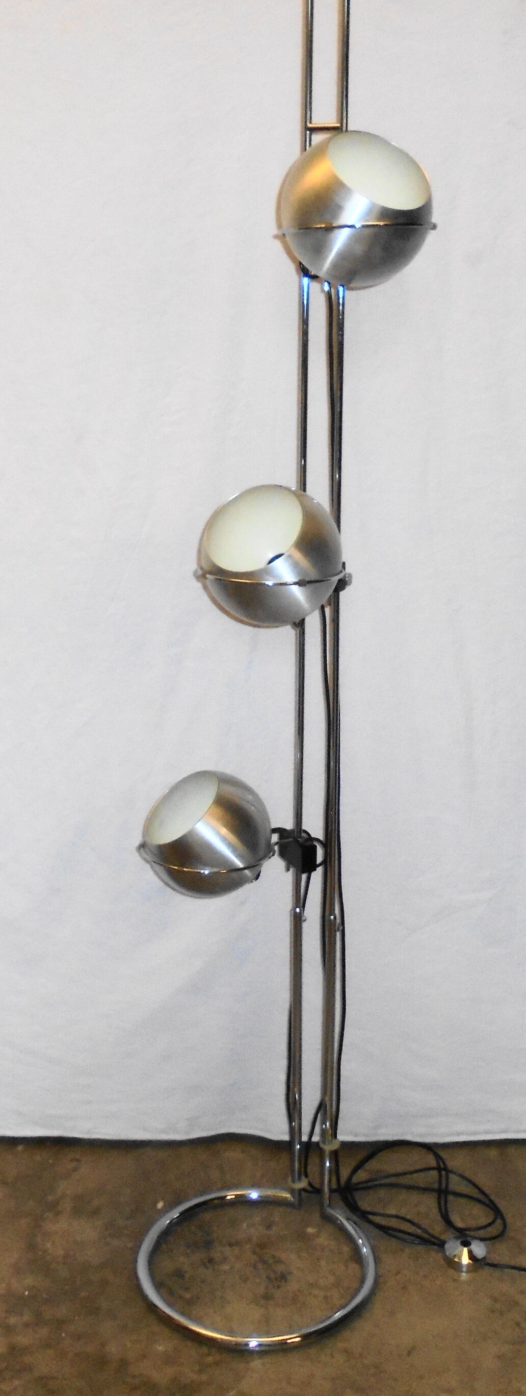 Gioffredo Reggiani's 3-ball lamppost from the 70s
